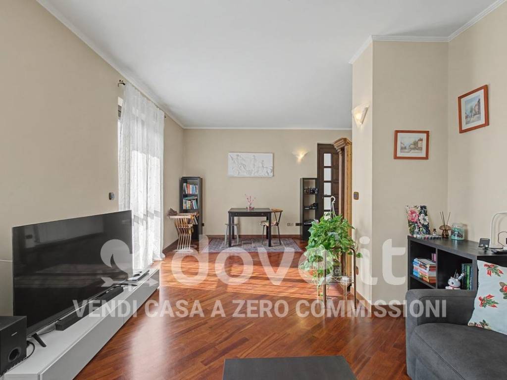 casa indipendente in vendita ad Alpignano