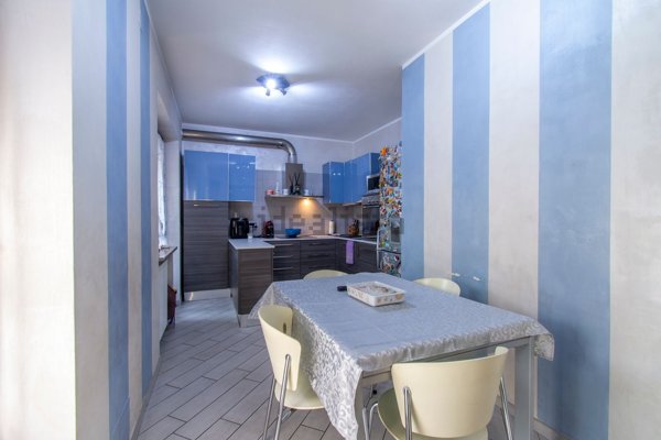 casa indipendente in vendita ad Alpignano