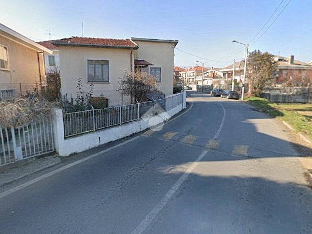 casa indipendente in vendita ad Alpignano