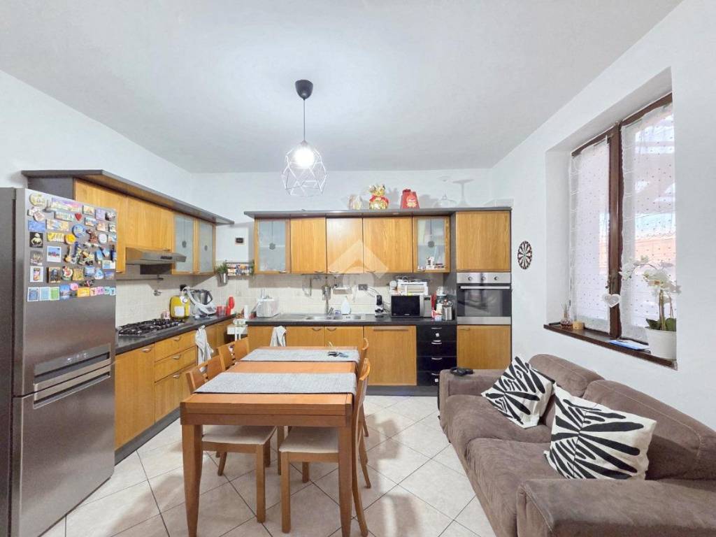 casa indipendente in vendita ad Alpignano