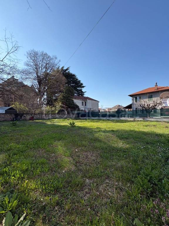 casa indipendente in vendita ad Alpignano
