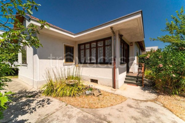 casa indipendente in vendita ad Alpignano