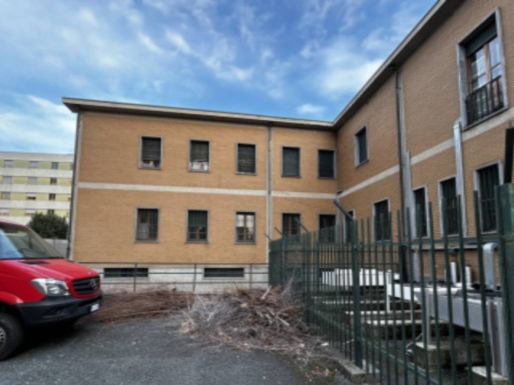 locale commerciale in vendita ad Alpignano