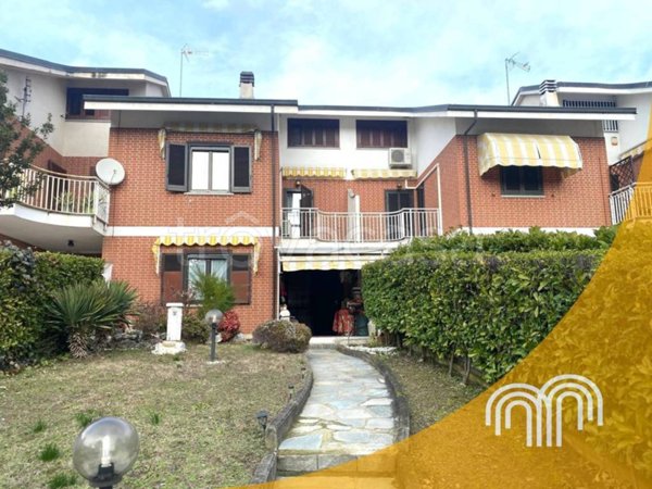 casa indipendente in vendita ad Alpignano