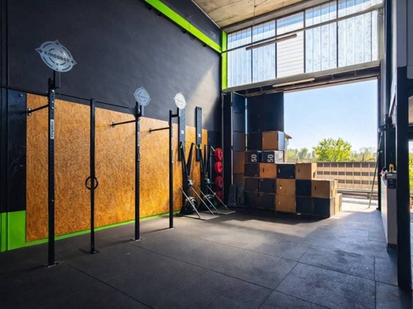 locale commerciale in vendita ad Alpignano