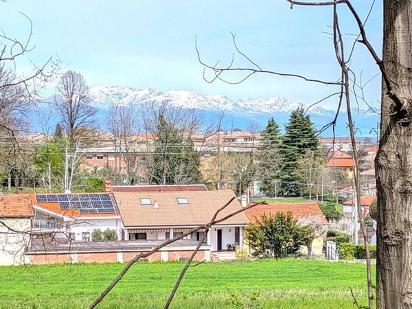 casa indipendente in vendita ad Alpignano
