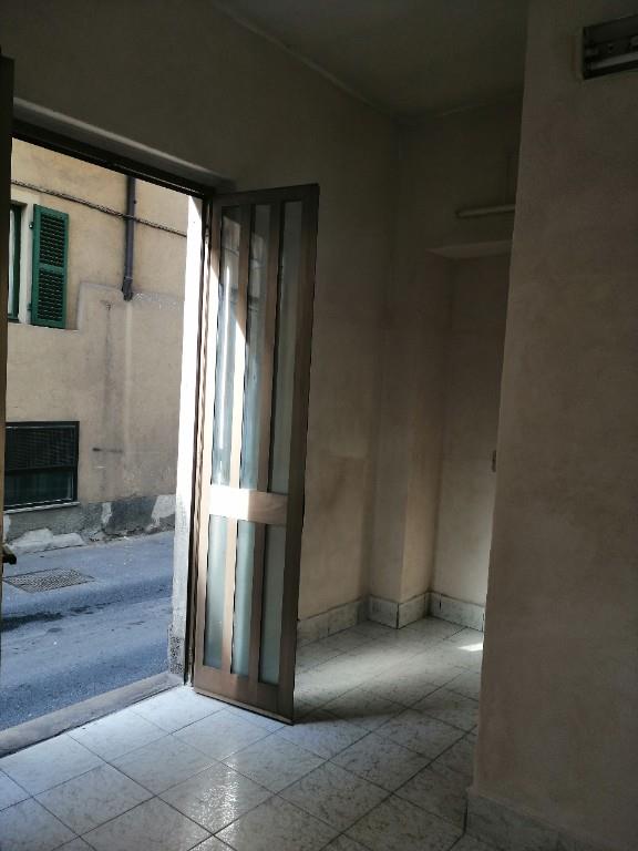 locale commerciale in vendita ad Alpignano