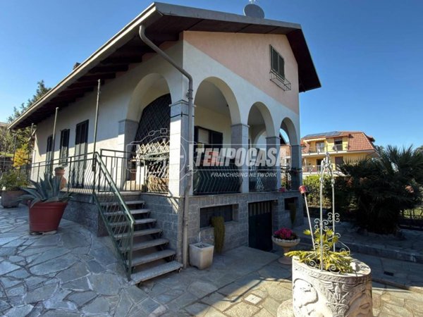 casa indipendente in vendita ad Alpignano