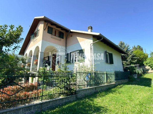 casa indipendente in vendita ad Alpignano