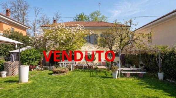 casa indipendente in vendita ad Alpignano
