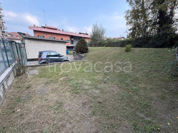 locale di sgombero in vendita ad Alpignano