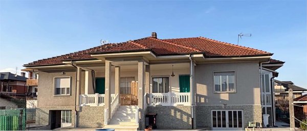 casa indipendente in vendita ad Alpignano