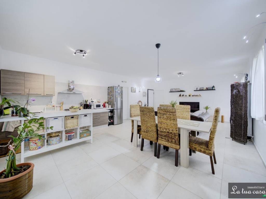 casa indipendente in vendita ad Alpignano