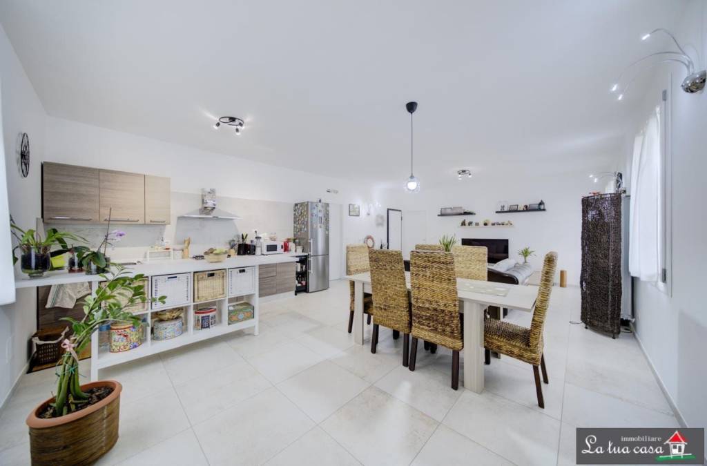 casa indipendente in vendita ad Alpignano