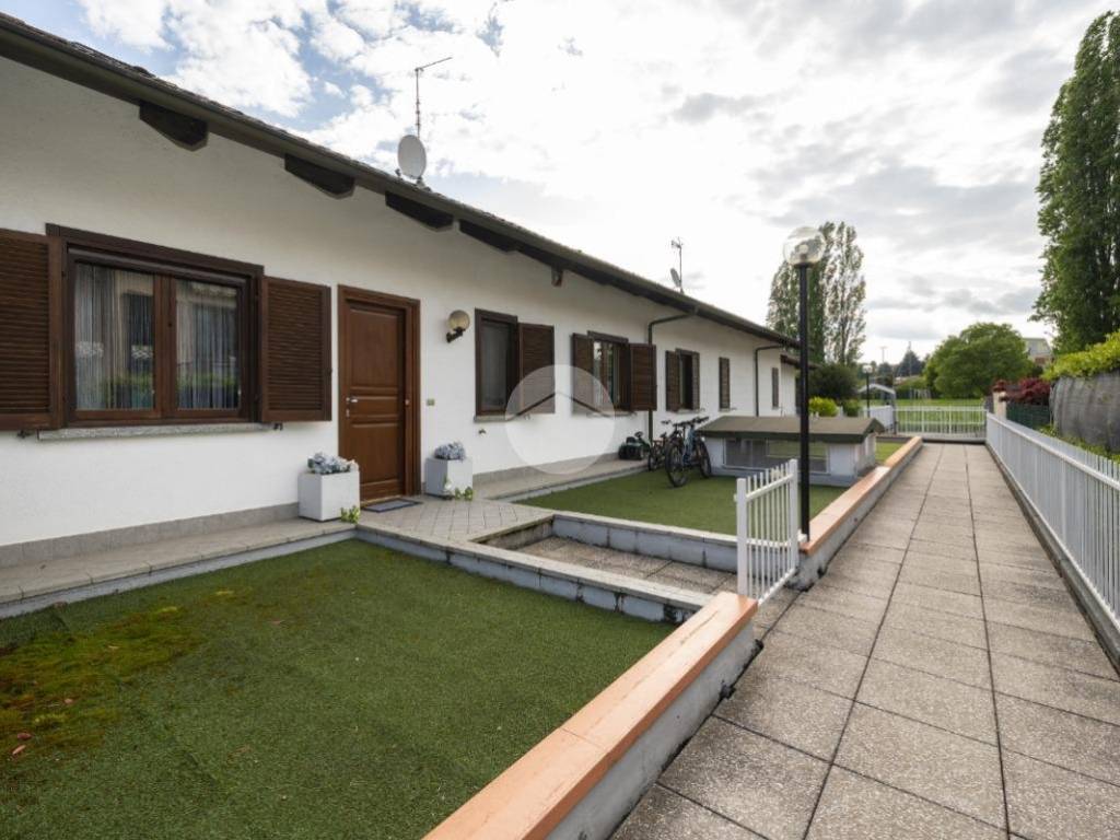 casa indipendente in vendita ad Alpignano