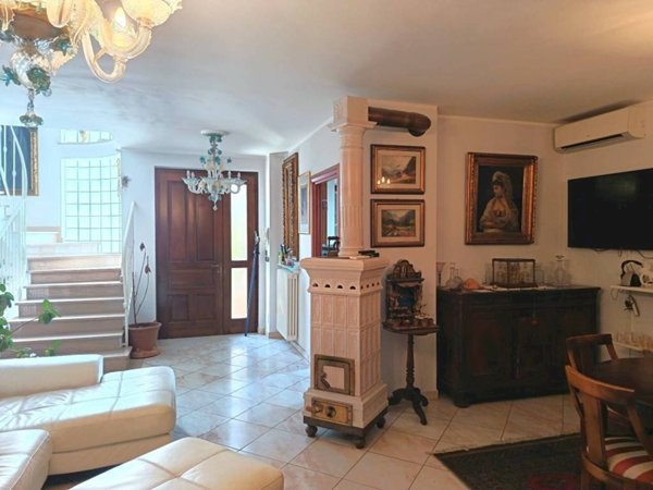 casa indipendente in vendita ad Alpignano