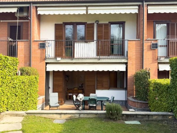 casa indipendente in vendita ad Alpignano