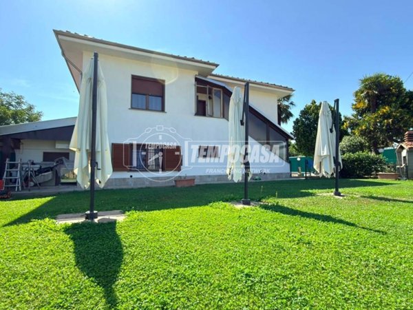 casa indipendente in vendita ad Alpignano