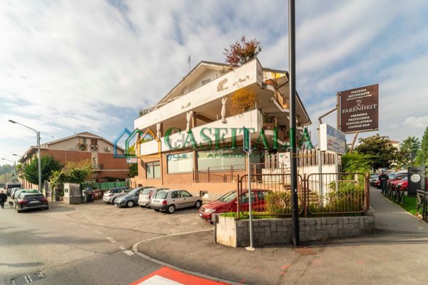 locale commerciale in vendita ad Alpignano