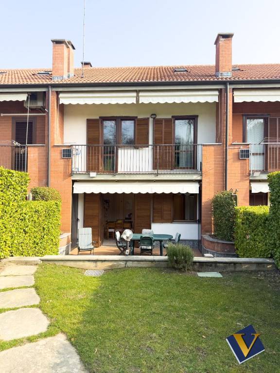 casa indipendente in vendita ad Alpignano