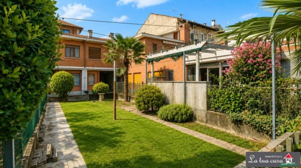casa indipendente in vendita ad Alpignano