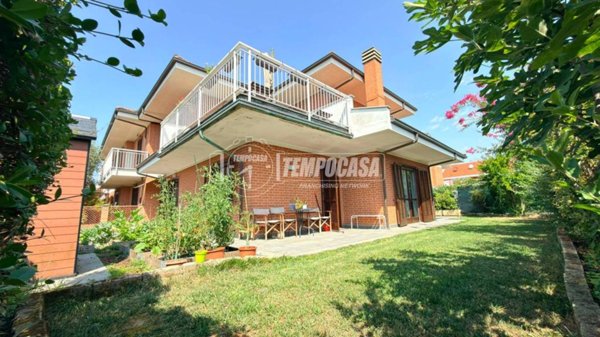 casa indipendente in vendita ad Alpignano