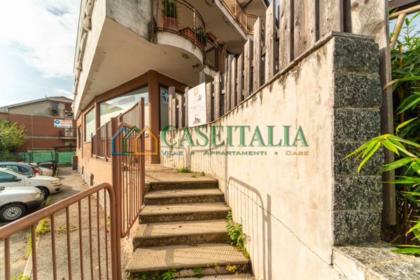 locale commerciale in vendita ad Alpignano