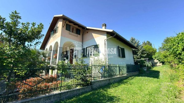 casa indipendente in vendita ad Alpignano