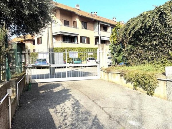 box auto in vendita ad Alpignano