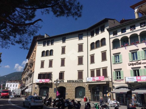 negozio in vendita a Lovere