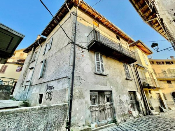 casa indipendente in vendita a Lovere