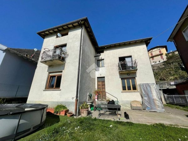 casa indipendente in vendita a Lovere
