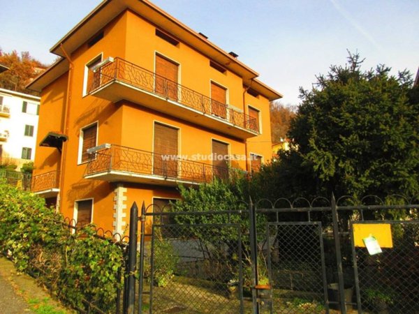 casa indipendente in vendita a Lovere