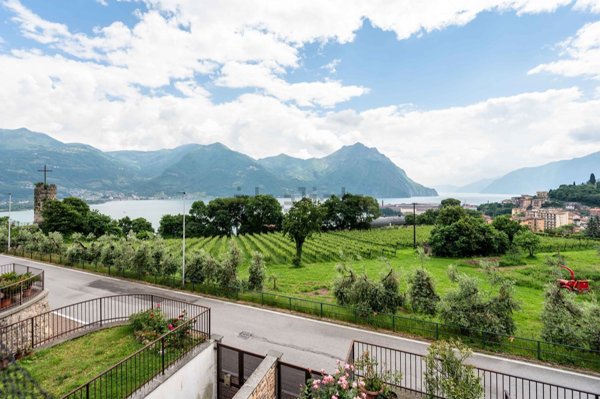 casa indipendente in vendita a Lovere