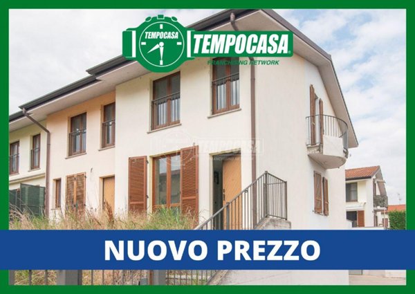 casa indipendente in vendita a Lurano