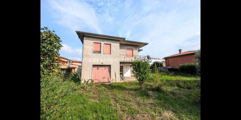 casa indipendente in vendita a Lurano