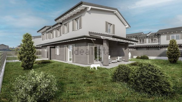 casa indipendente in vendita a Lurano