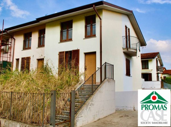 casa indipendente in vendita a Lurano