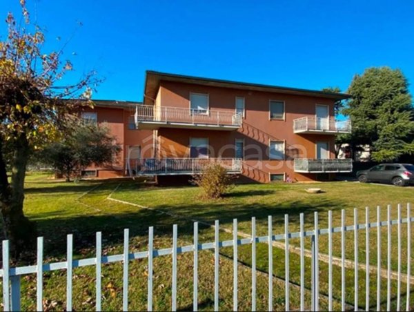 appartamento in vendita a Lurano