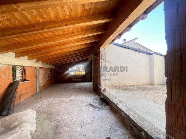 appartamento in vendita a Lurano