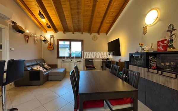 appartamento in vendita a Lurano