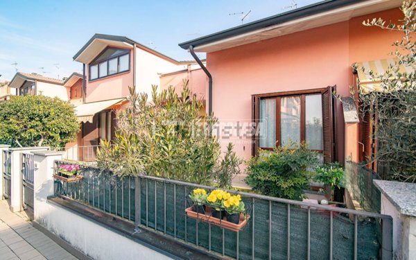 appartamento in vendita a Lurano