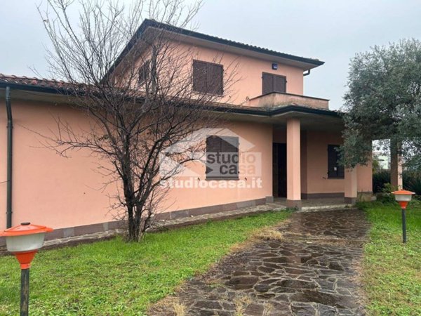 casa indipendente in vendita a Lurano