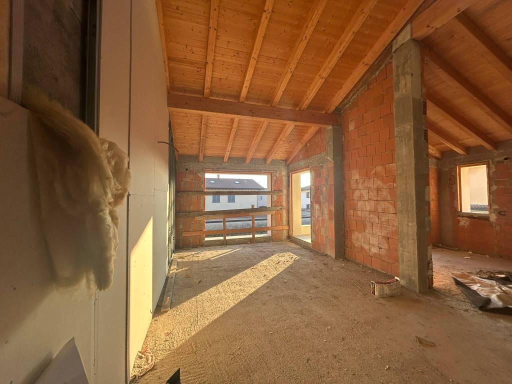 appartamento in vendita a Lurano