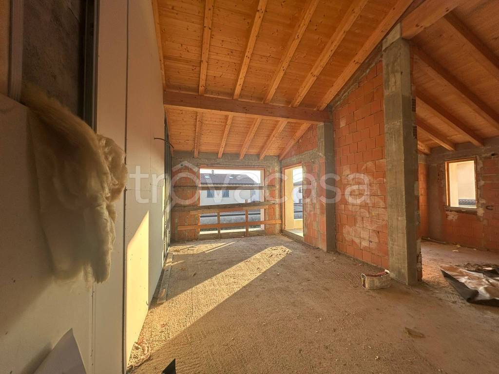 appartamento in vendita a Lurano