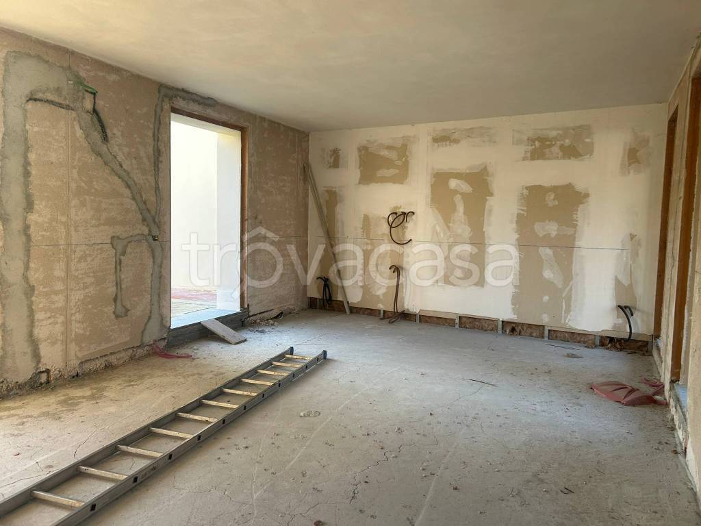 appartamento in vendita a Lurano