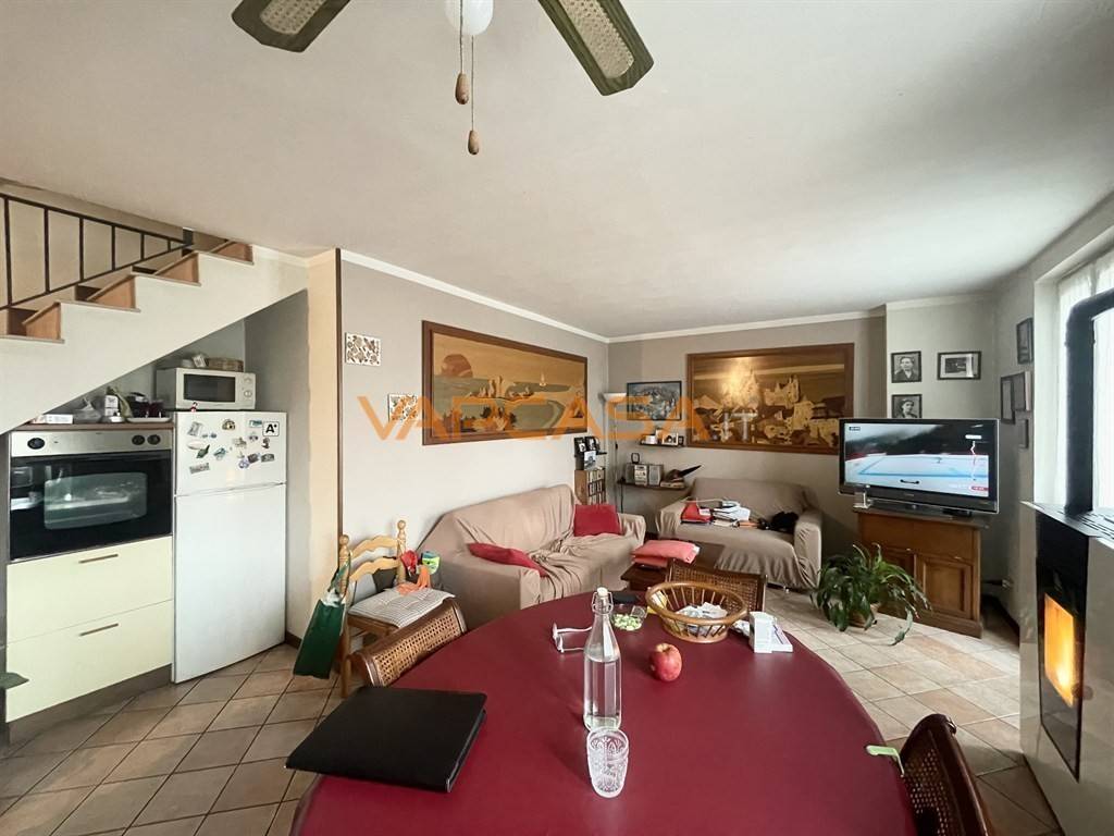 appartamento in vendita a Lurano