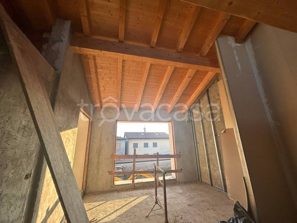 appartamento in vendita a Lurano