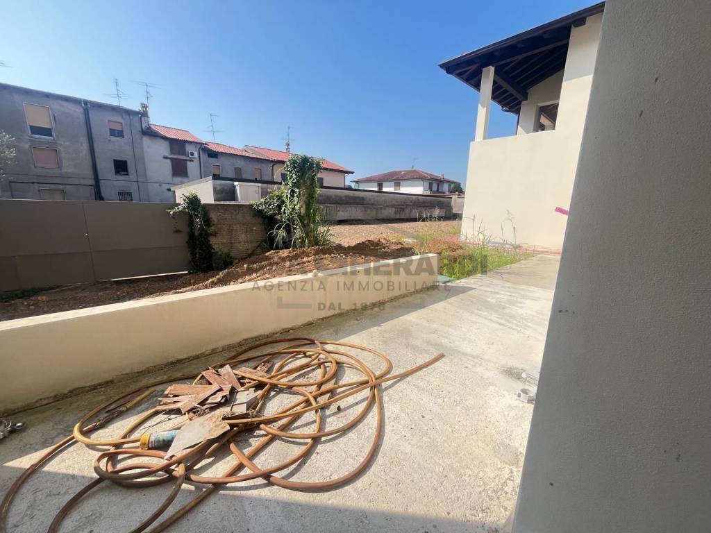 appartamento in vendita a Lurano