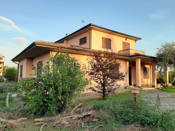 casa indipendente in vendita a Lurano